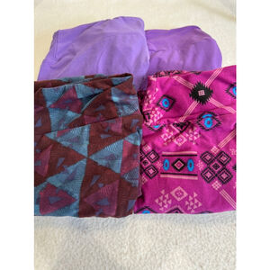 Women's 4 pairs LuLaRoe Leggings One Size purple berry blue 2 solid/2 print